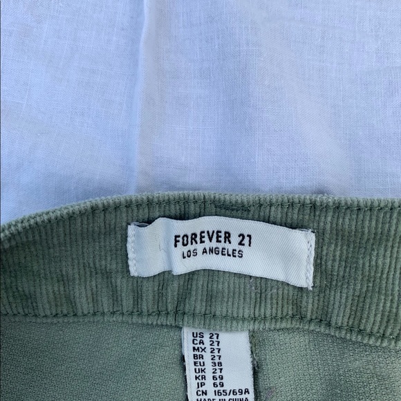 Forever21 Size 27 Sage Green Corduroy CutOff Short - Picture 5 of 5
